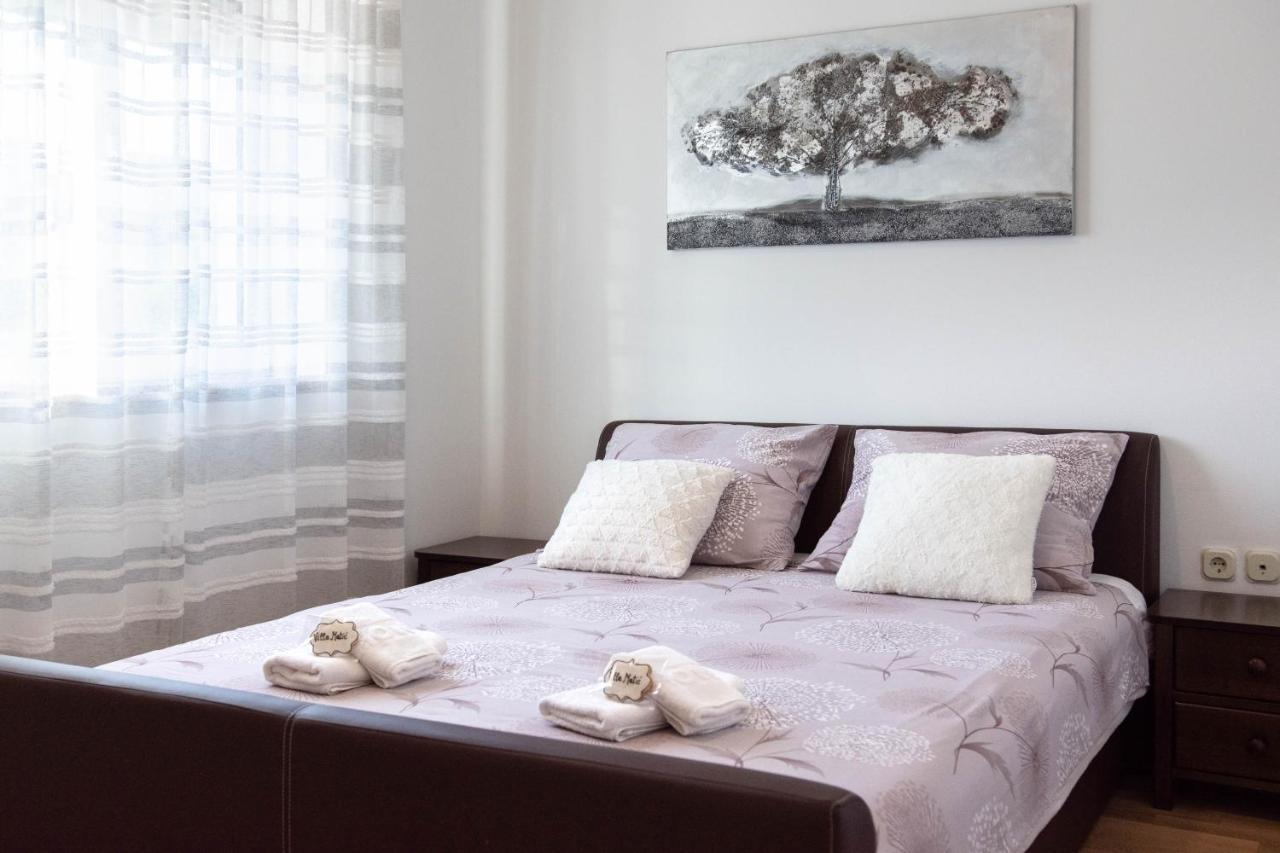 Vacation Villa Matic With 7 Bedrooms Sinj Eksteriør billede
