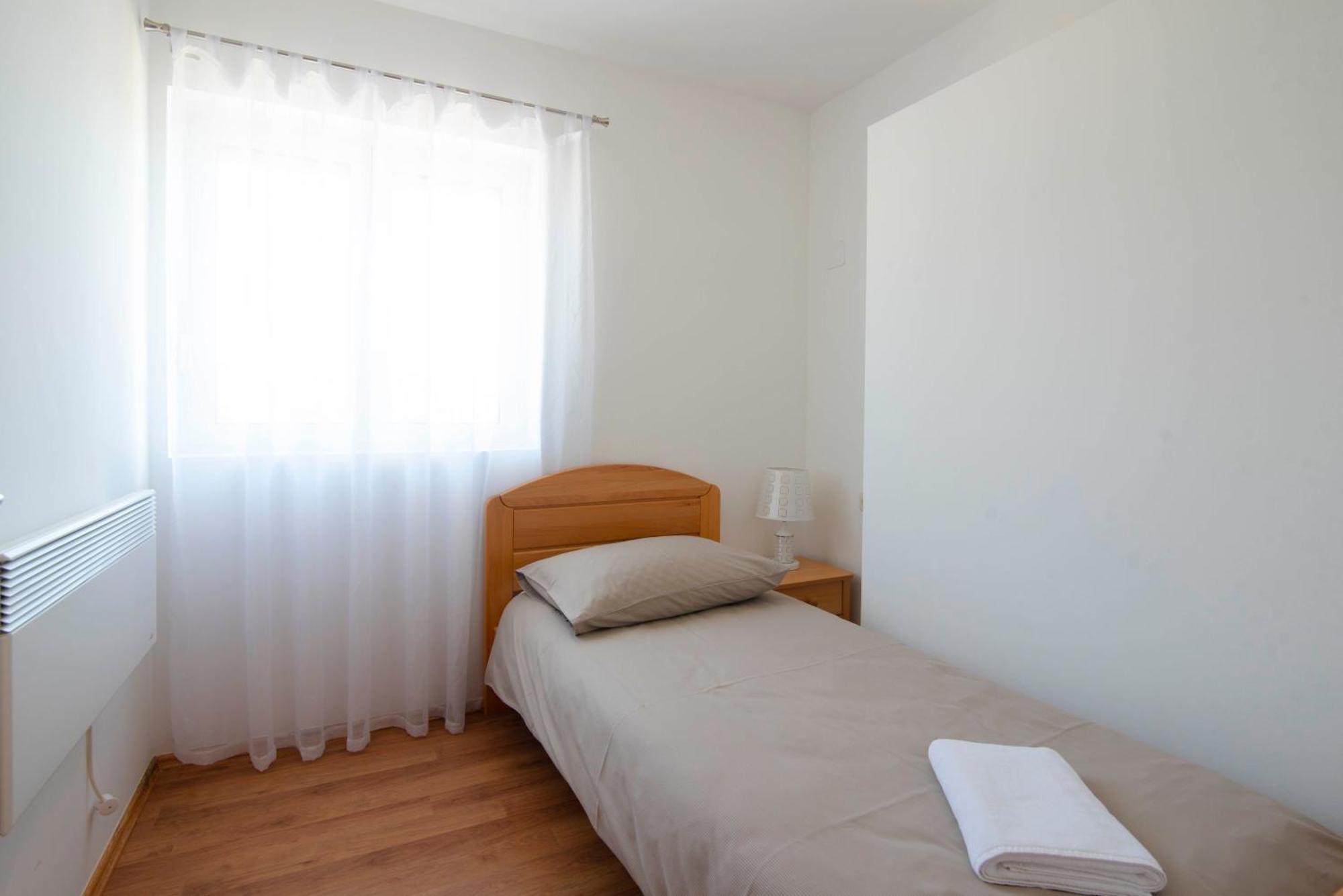 Vacation Villa Matic With 7 Bedrooms Sinj Eksteriør billede